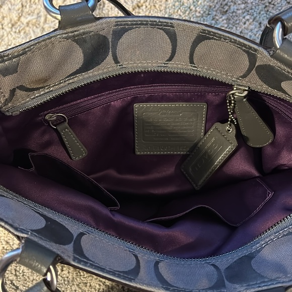 Gray Coach bag with purple lining. Gently used. 11h x 9w x 4w x 2.5. Straps, 19” - Picture 4 of 6